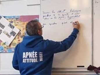Formation via cours théorique